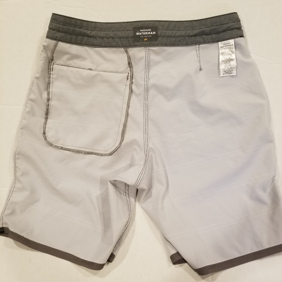 Quiksilver Men's Size 30 Waterman Collection Grey/Gray Striped Boardsho… - Picture 6 of 9